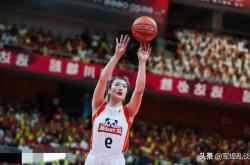 开云体育在线入口-河南女篮逆袭夺冠，逐梦篮球之巅